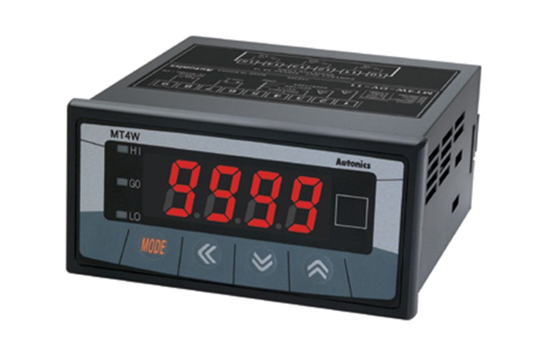 Autonics MT4WDV40 Digital Multi Panel Meter, 4 digit, 0500V Input, 3 Relay Outputs