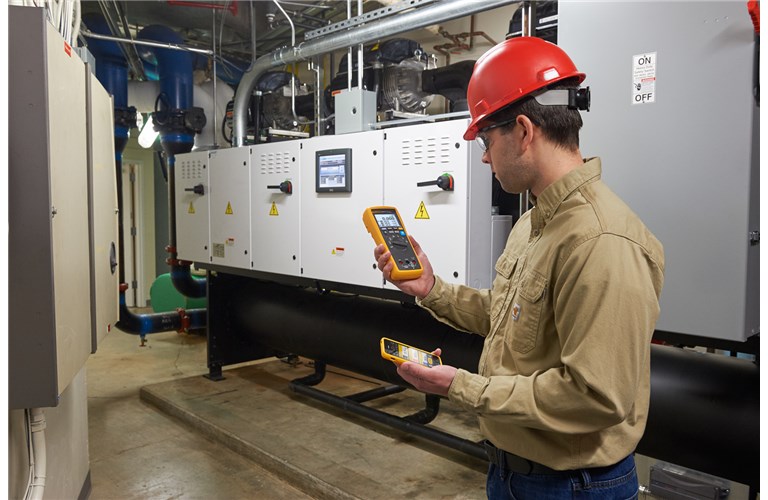 Fluke 3000 FC Wireless Digital Multimeter | TEquipment.NET