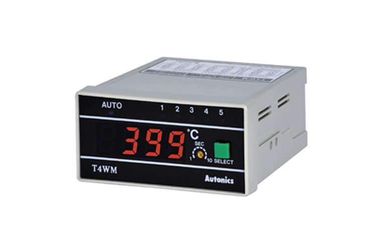 Autonics T4WMN3NP4C Temperature Indicator, 5 Inputs, RTD Input, 399 C, 110 and 220 VAC